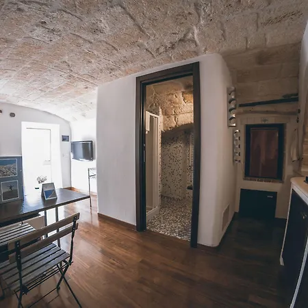Tra Le Mura Guest house 3*