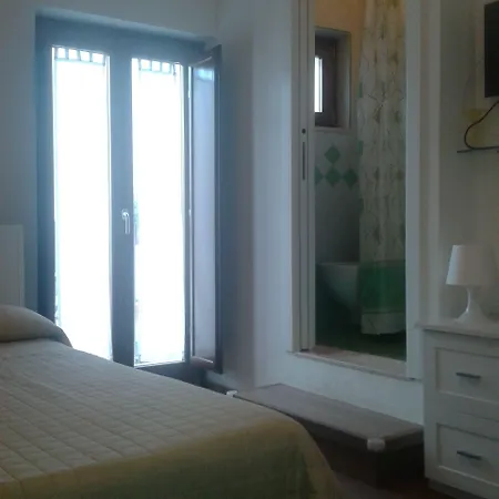 Tra Le Mura 4*